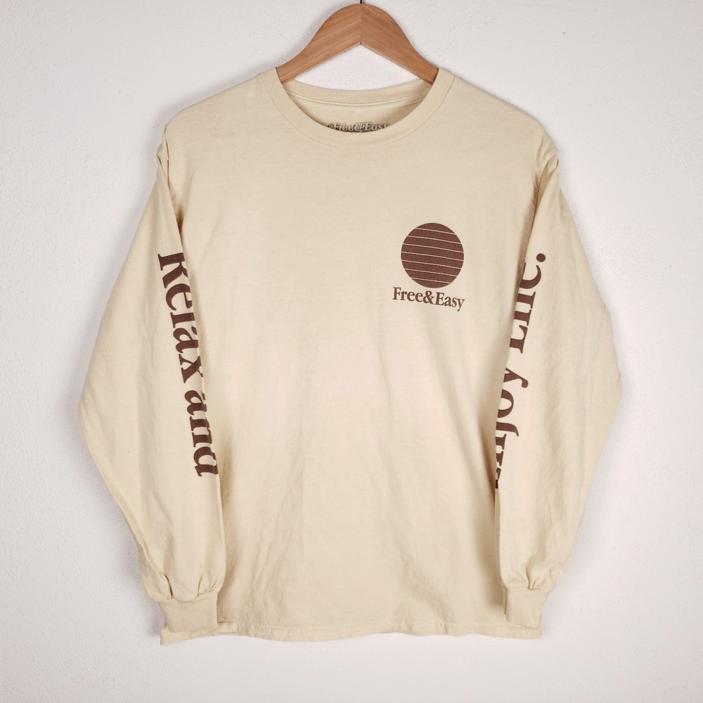 Free & Easy Shirt Mens M Don't Trip Long Sleeve Tee Cream Spellout Sleeves Relax